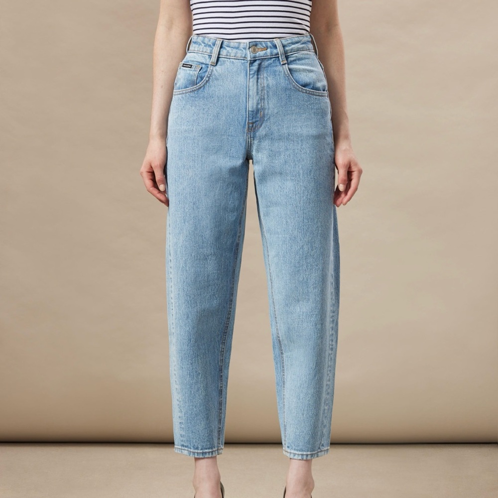 NWOT Frank & Oak Linda Balloon Fit Jeans 👖